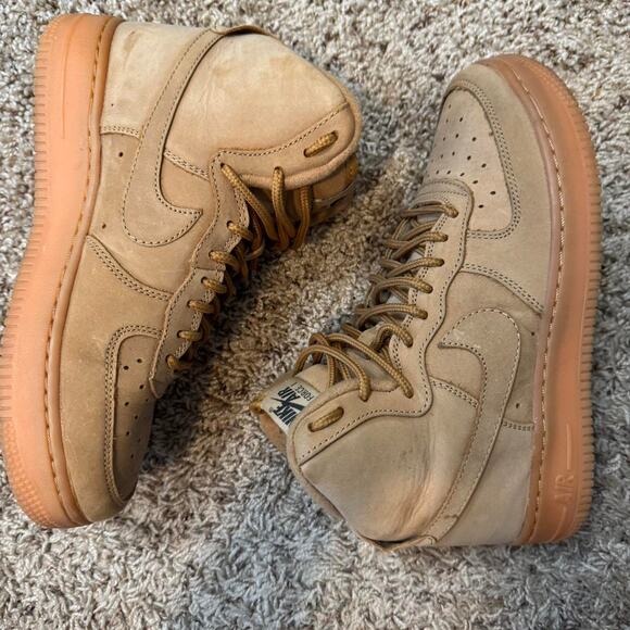 Nike Air Force 1 High - Picture 6 of 8